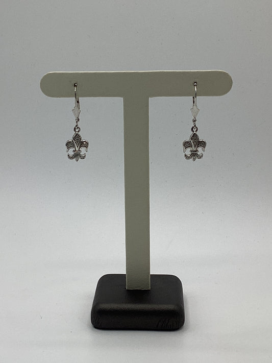 ER6147 Sterling Silver Fleur Des Lis Earrings