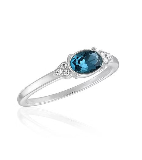 STK120 Stacks Oval Montana Blue Silver Ring