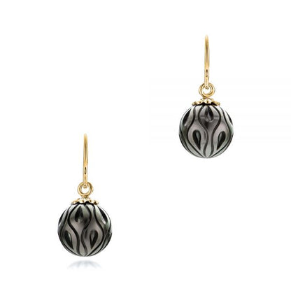 15144 CP19EYT 14K Yellow Gold Carved Tahitian Black Pearl Calla Lily Earrings