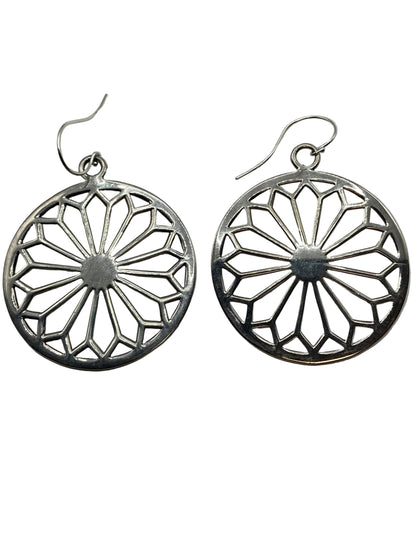 740 DER P134LG Southern Gates Sterling Silver Earrings 0