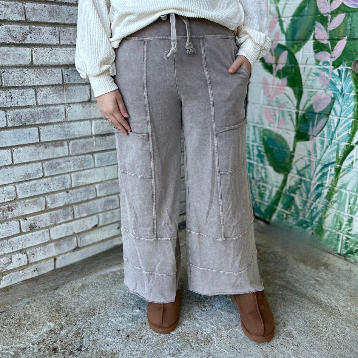 Trendy Tales Wide Leg Pants In Rolling Sone