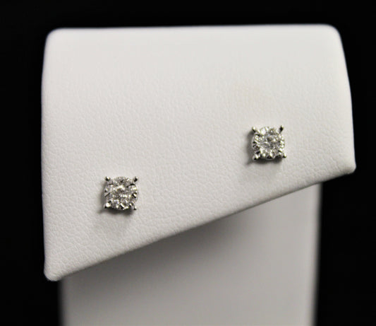 10K White Gold Diamond Cluster Earrings - .14CT