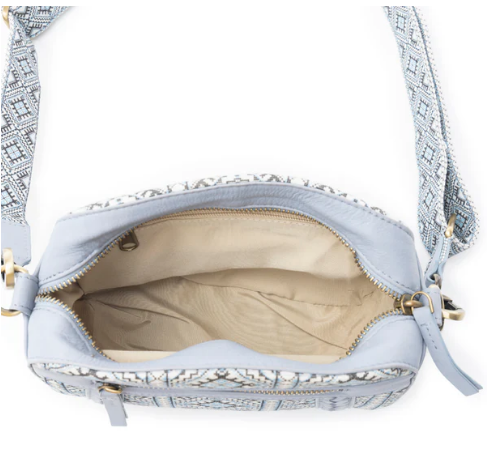 Pueblo Pointe Crossbody Bag in Gray