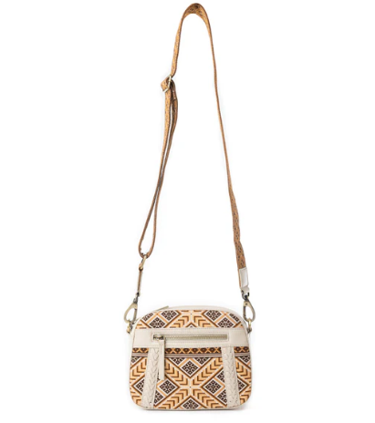 Pueblo Pointe Crossbody Bag in Multicolor