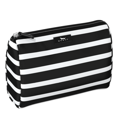 Scout Packin' Heat - Fleetwood Black