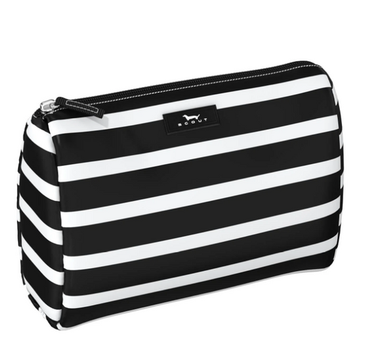 Scout Packin' Heat - Fleetwood Black