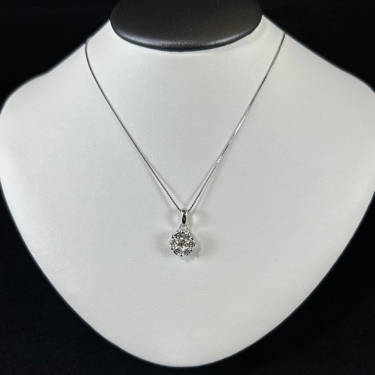 10K White Gold .65CTTW 7 Flower Diamond Pendant Necklace