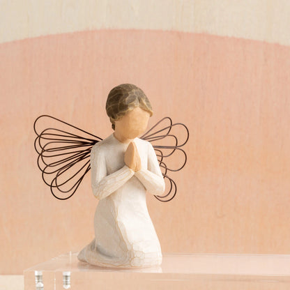 26012 Willow Tree Angel of Prayer sculpted figure by Susan Lordi 0