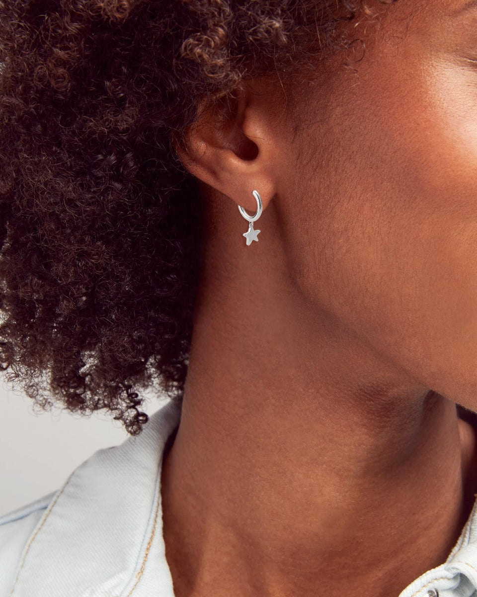 Kendra Scott Jae Star Huggie Earrings in Sterling Silver