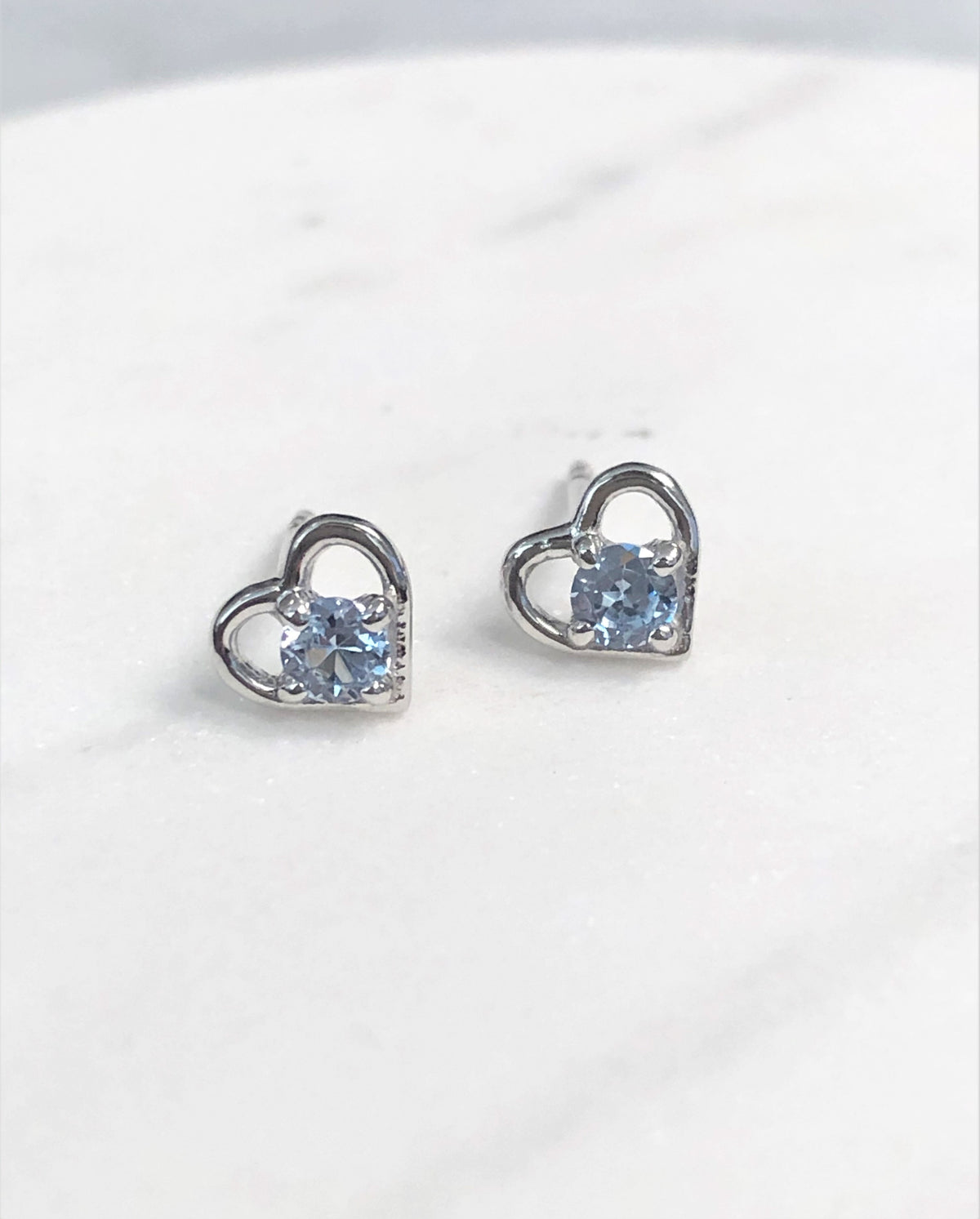 XE-203-MAR-SS Sterling Silver March Birth Stone Heart Earrings 0