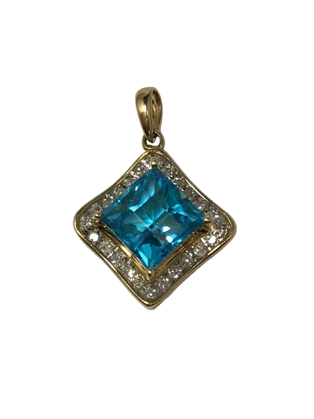 U 35891 10K Yellow Gold 1/4CTTW Pendant