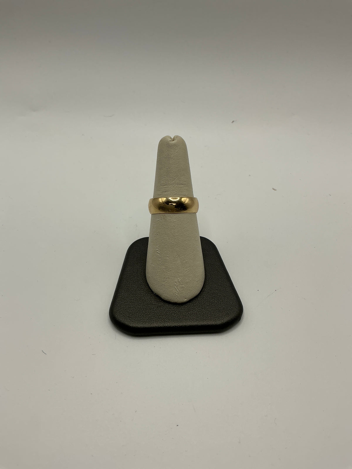 PRMT600LCFW Yellow Gold, 6MM, comfort-fit gent's band 0