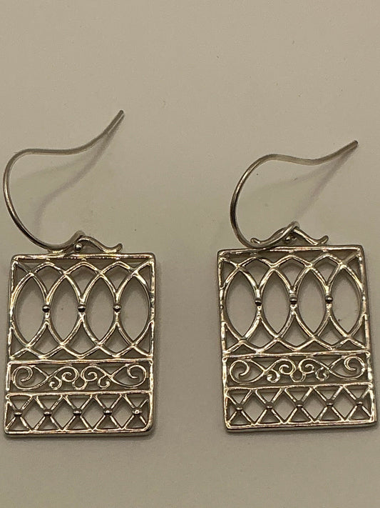 740 DER P916 Southern Gates Sterling Silver Earrings 0