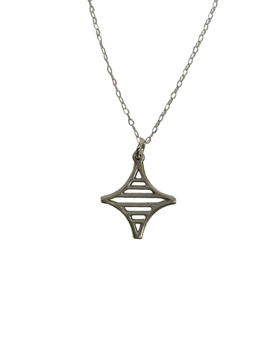 HG143-25-18 Southern Gates Sterling Silver Legare Street Diamond Shaped Necklace Small