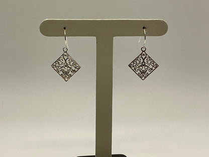 740 DER P925 Southern Gates Sterling Silver Earrings 0