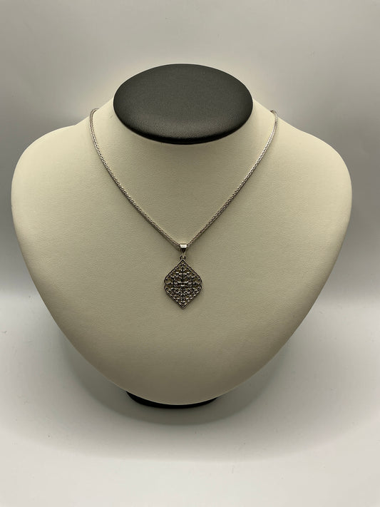 740 DER BP2022 Southern Gates Sterling Silver Biltmore Madonna Necklace 0