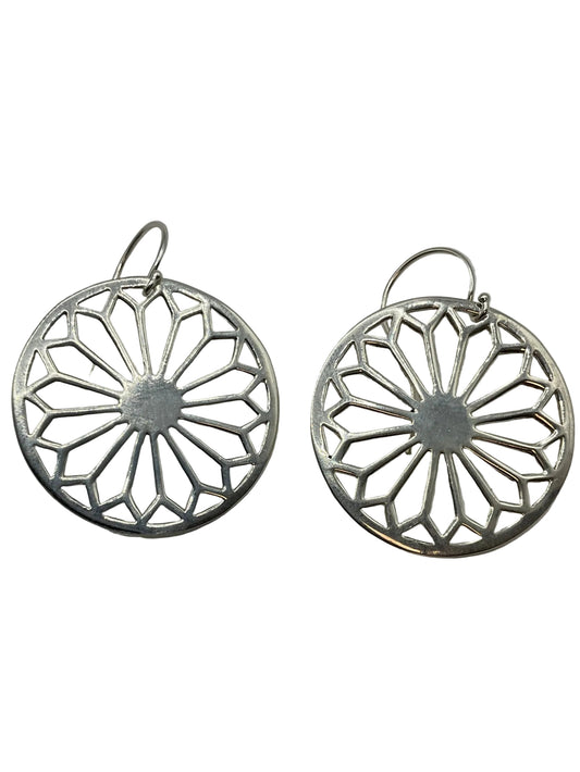 056302 740 DER E134 Southern Gates Sterling Silver Cathedral Scroll Dangle Earrings 0