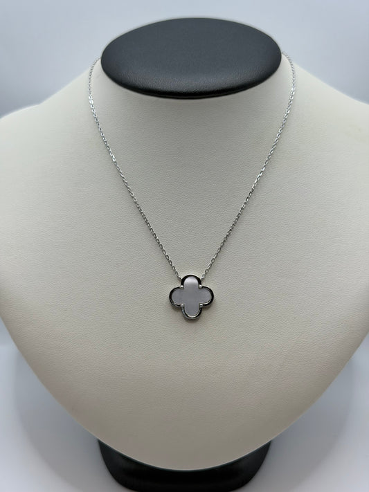 M-7933 925 Sterling Silver Mother of Pearl Flower Necklace 0
