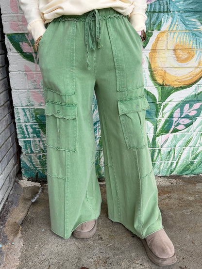 EB50522 Easel Green Powder Soft Breeze Wide Leg Ginny Pants