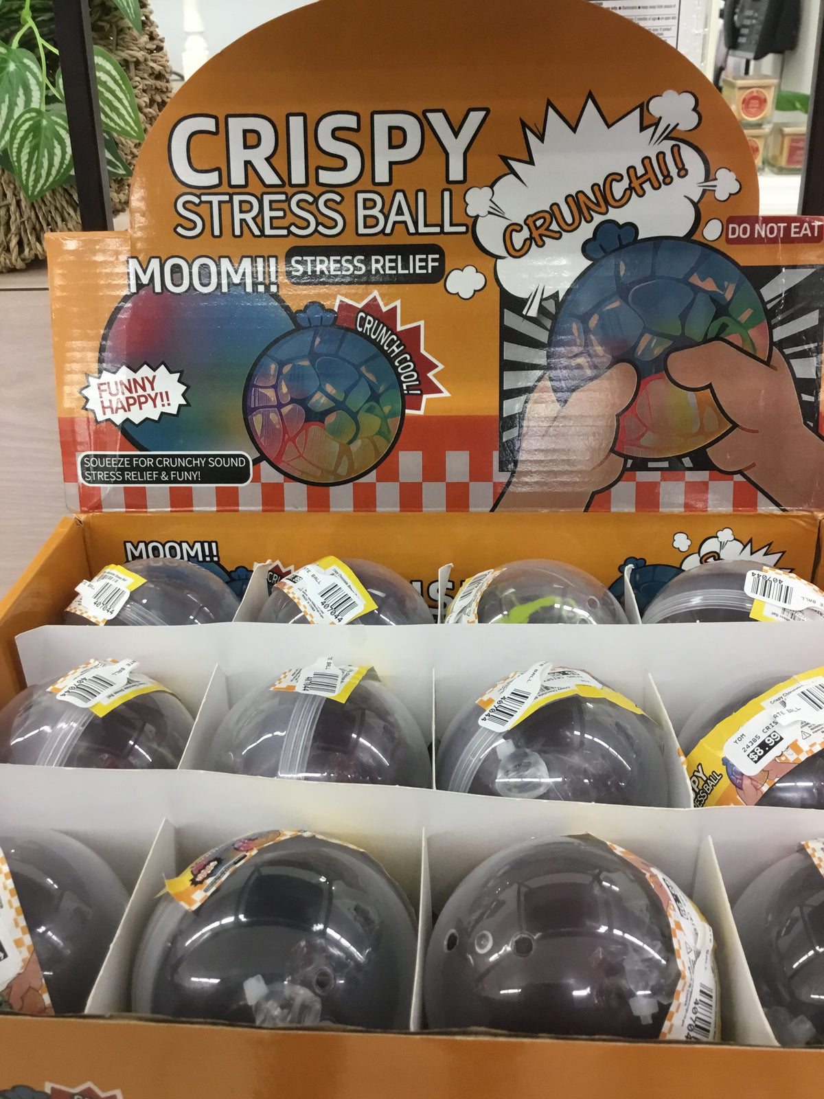 24385 Crispy Chocolate Ball 0