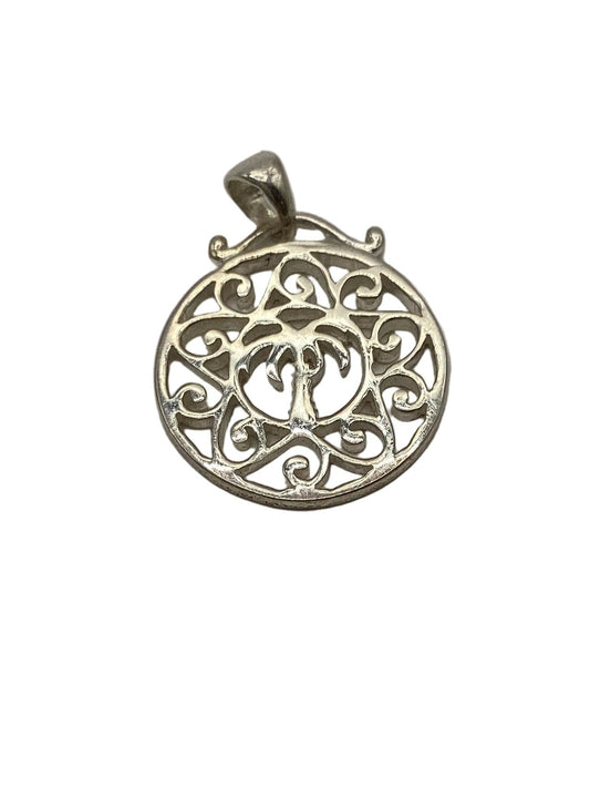 740 DER P3888 Southern Gates Sterling Silver Pendant