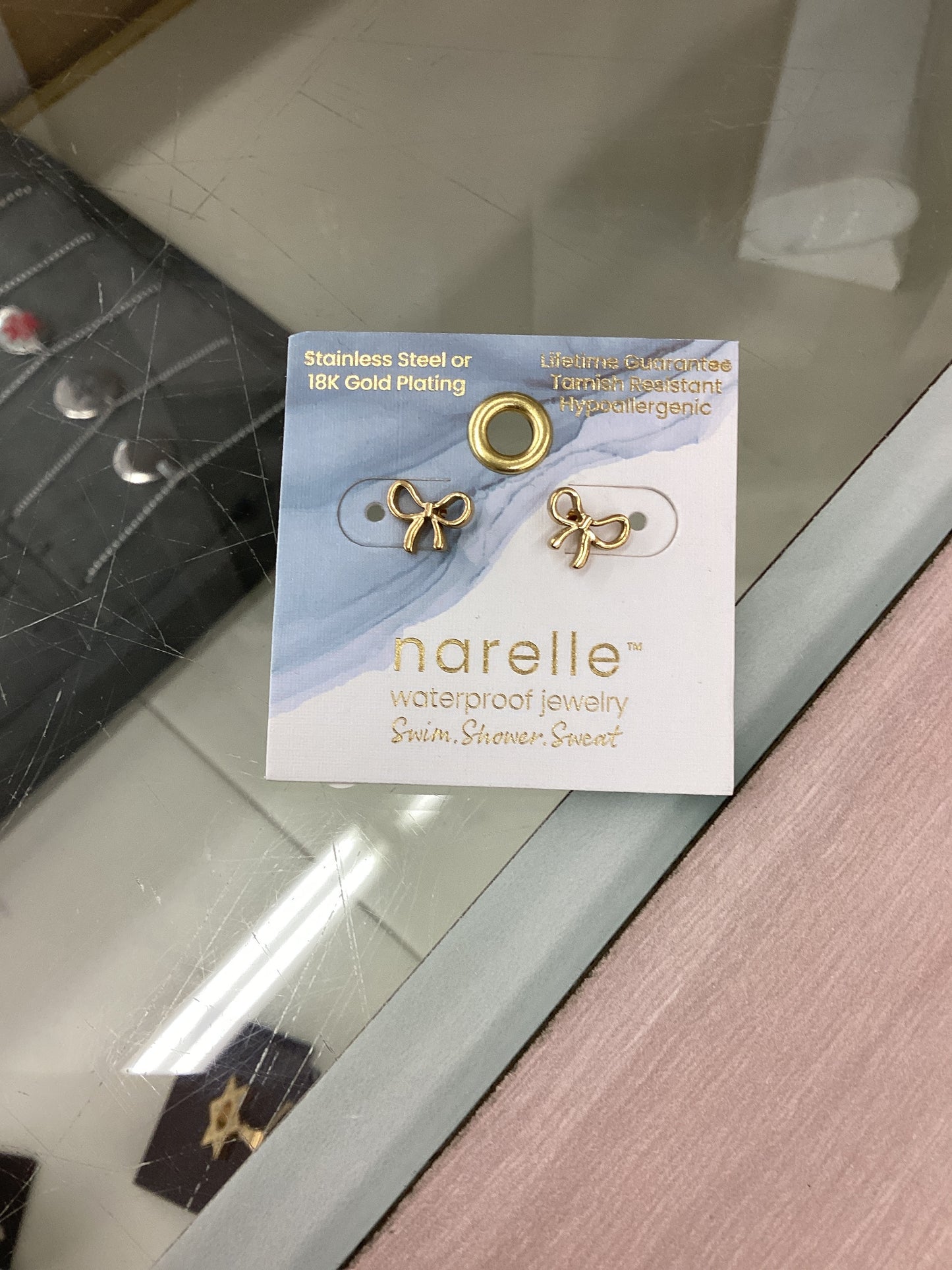 10736 Narelle Bow Stud Earrings Gold Plates 0