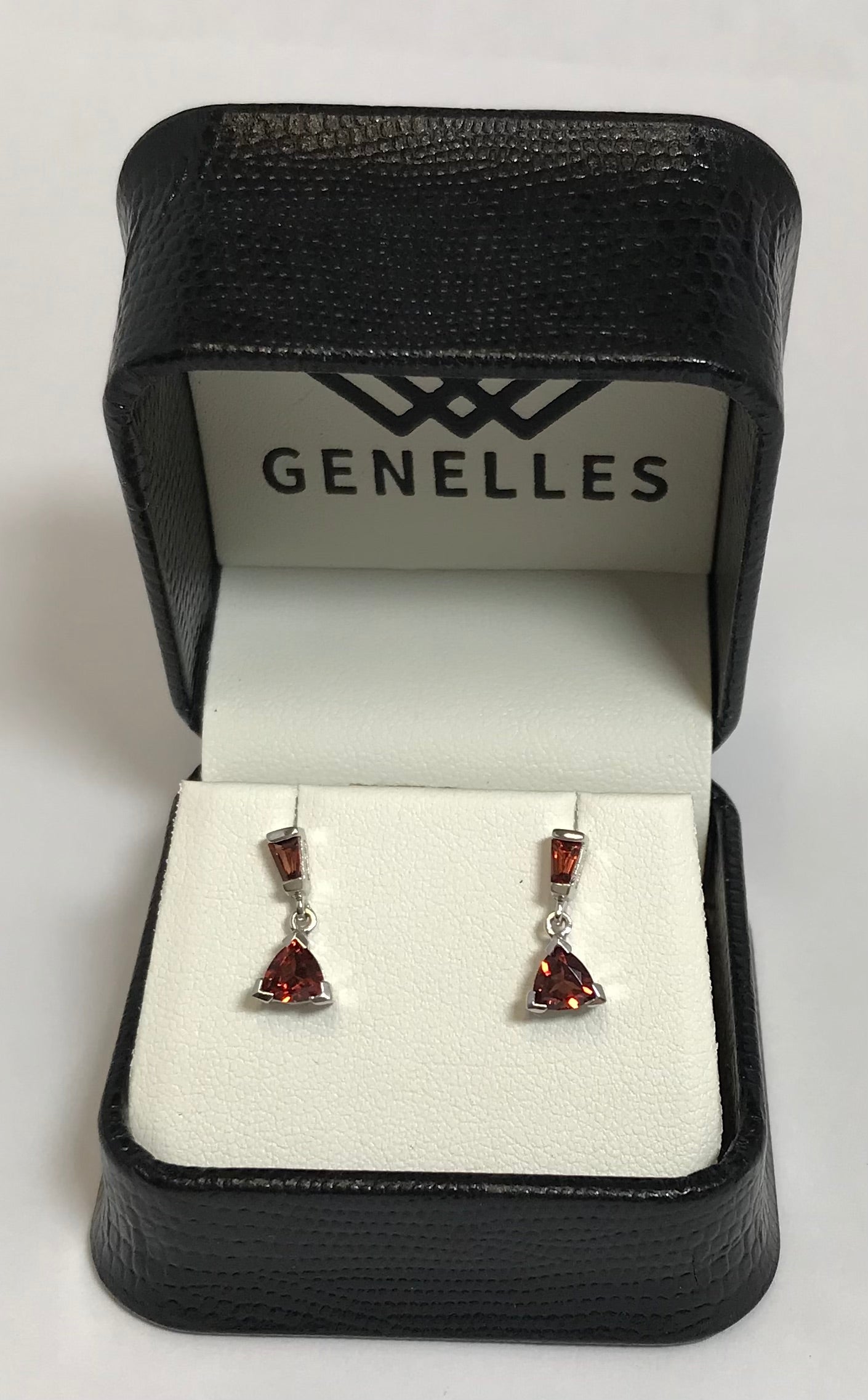 U 48095 14K WG Red Stone Dangle Earrings