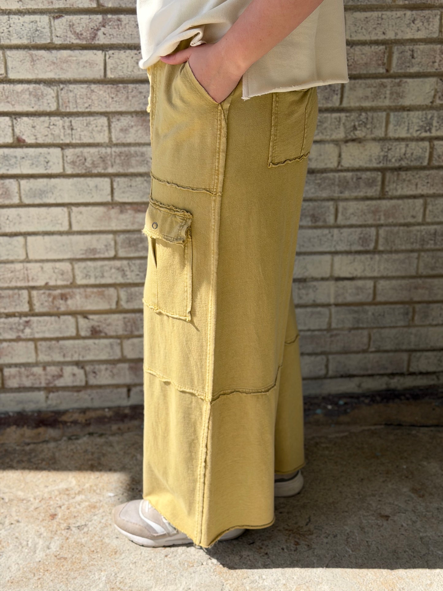 EB50522 Easel Honey Mustard Wide Leg Ginny Pant
