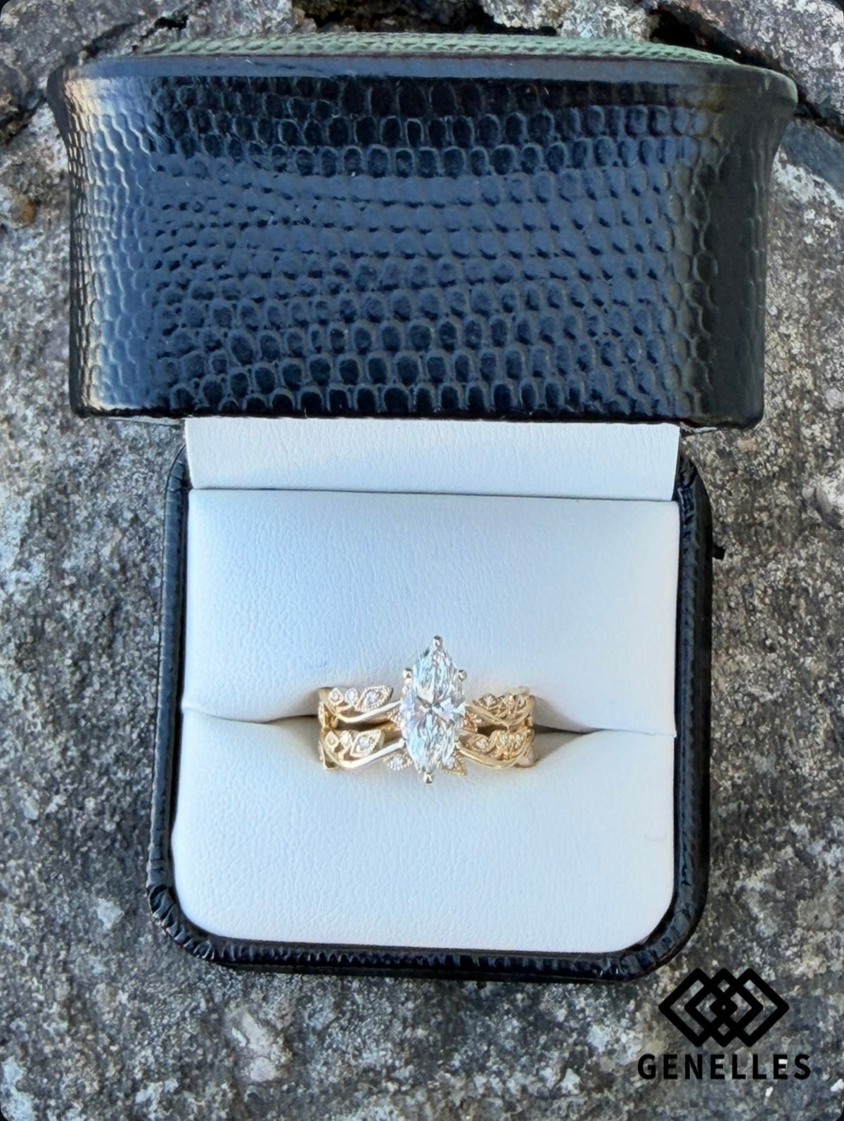 B-R-2848 14K Yellow Gold 1.51CT Lab Grown Marquise with .23CTW Vine Band Set 0