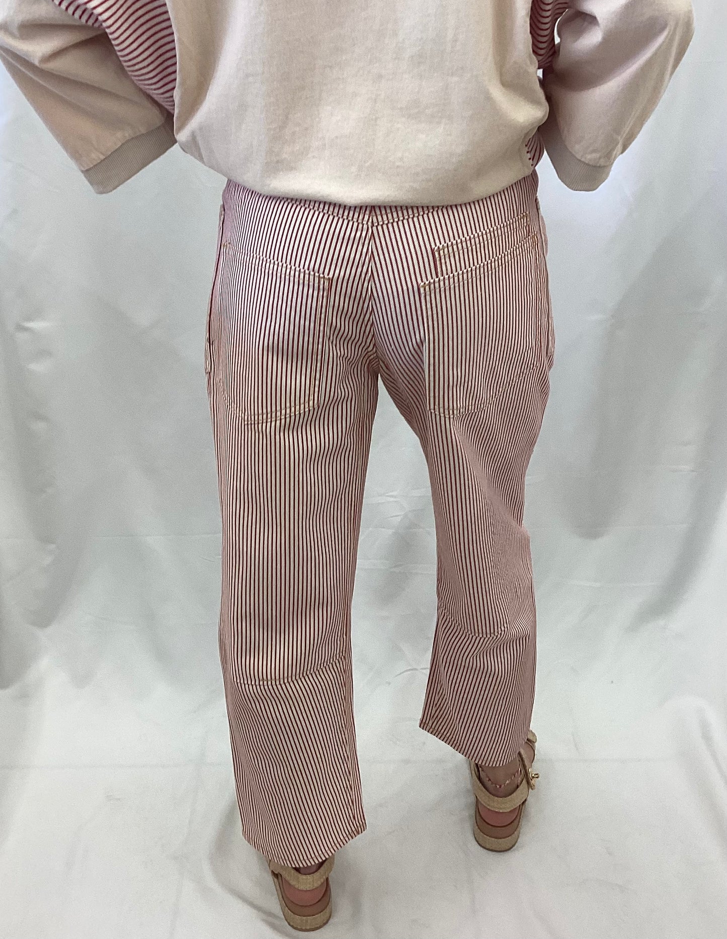 EB56216 Easel Red/Off White Striped Washed Pant
