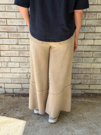 EB90145 Easel Light Mocha Textured Wide Leg Ginny Pant