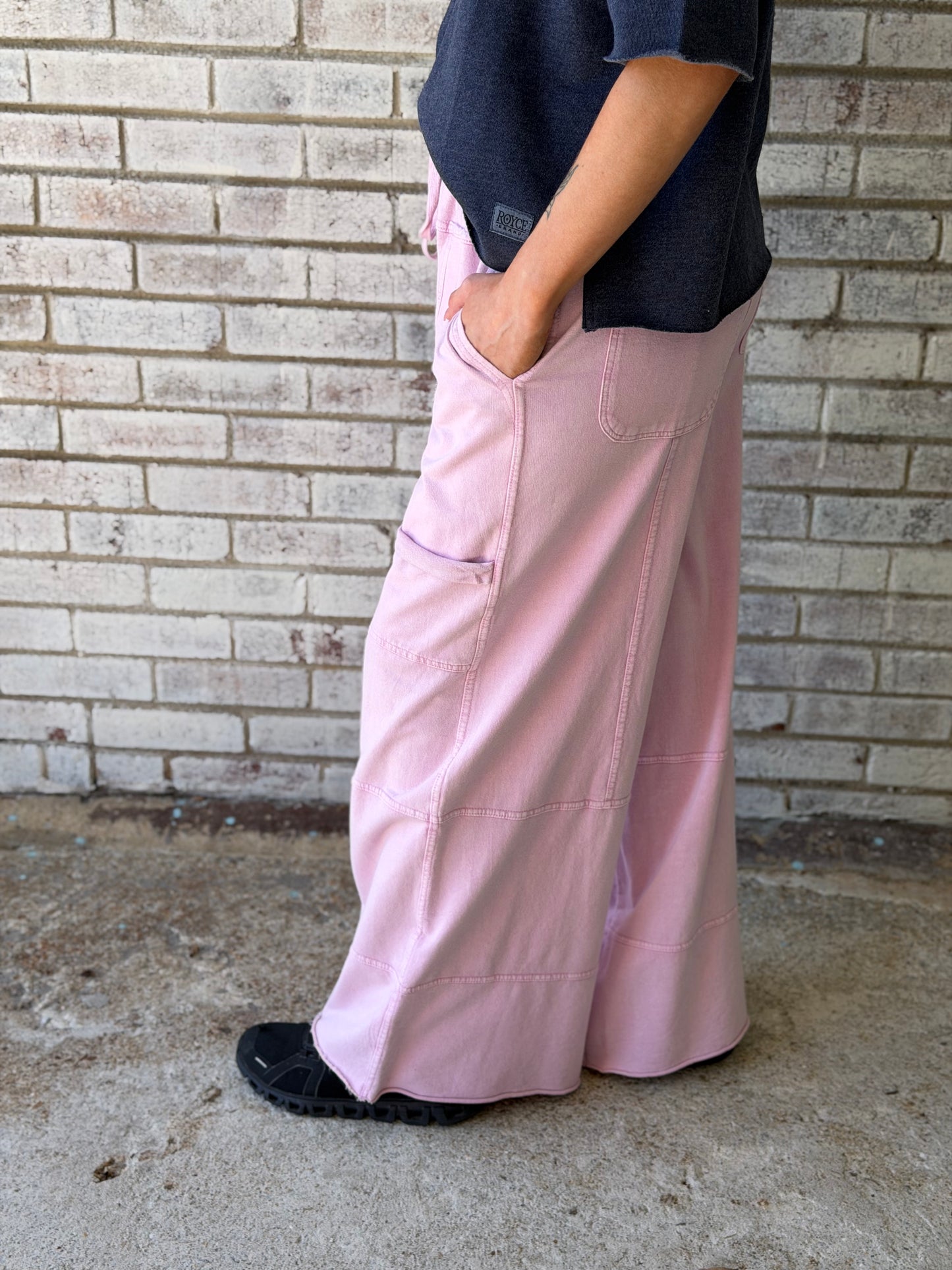 EB50523 Easel Prizm Pink Wide Leg Ginny Pant