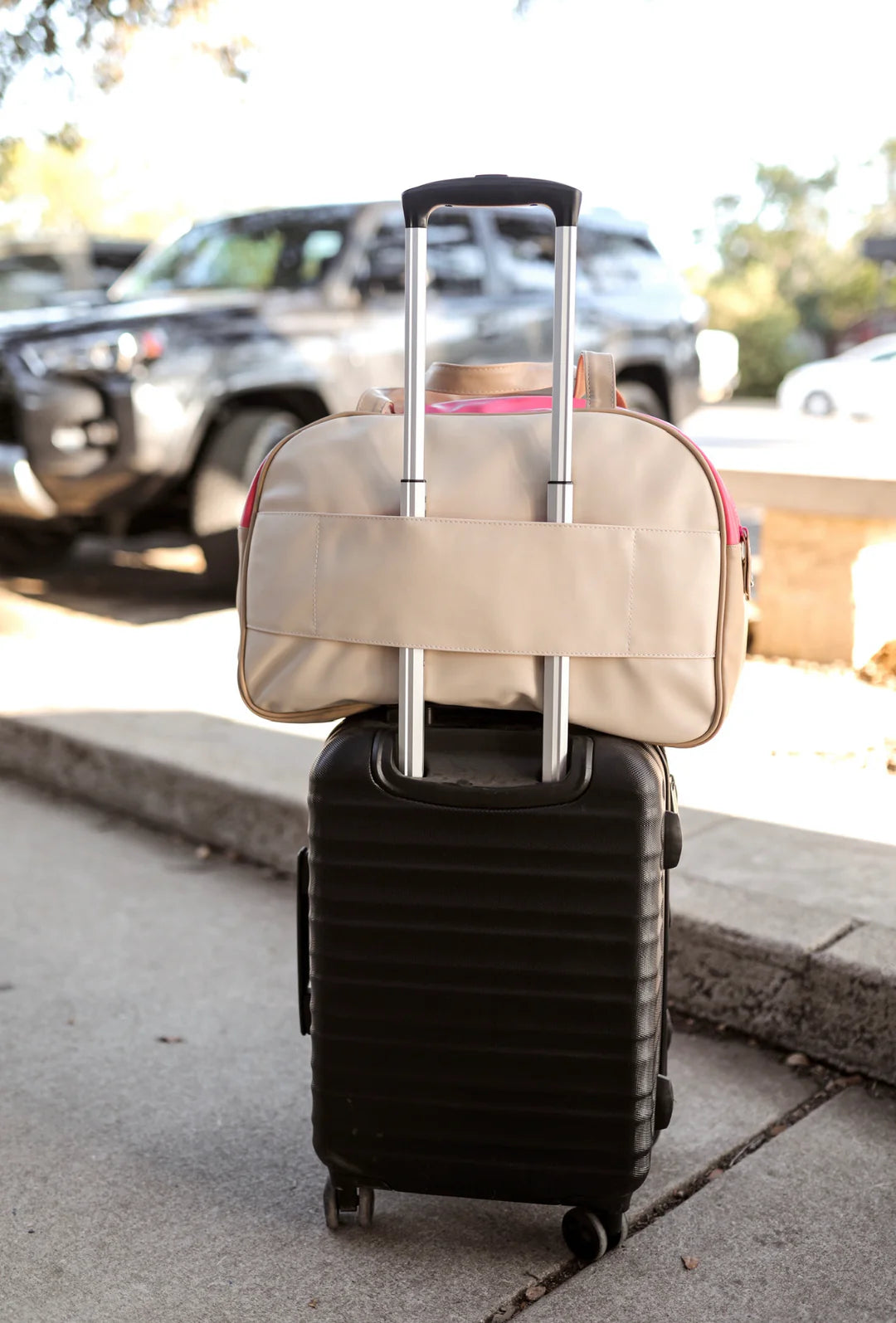 Jadelynn Brooke Duffle Bag Weekender Cream/Pink - Let's Go