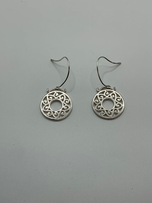 740 DER P389 Southern Gates Sterling Silver Earrings 0