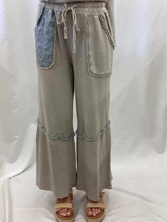 EB90225 Easel Light Ash Star Patch Washed Pant