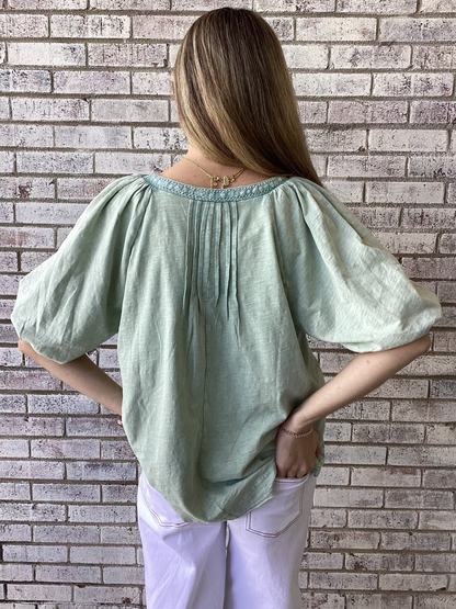 ET71818 Easel Mint Blue Mineral Wash Top