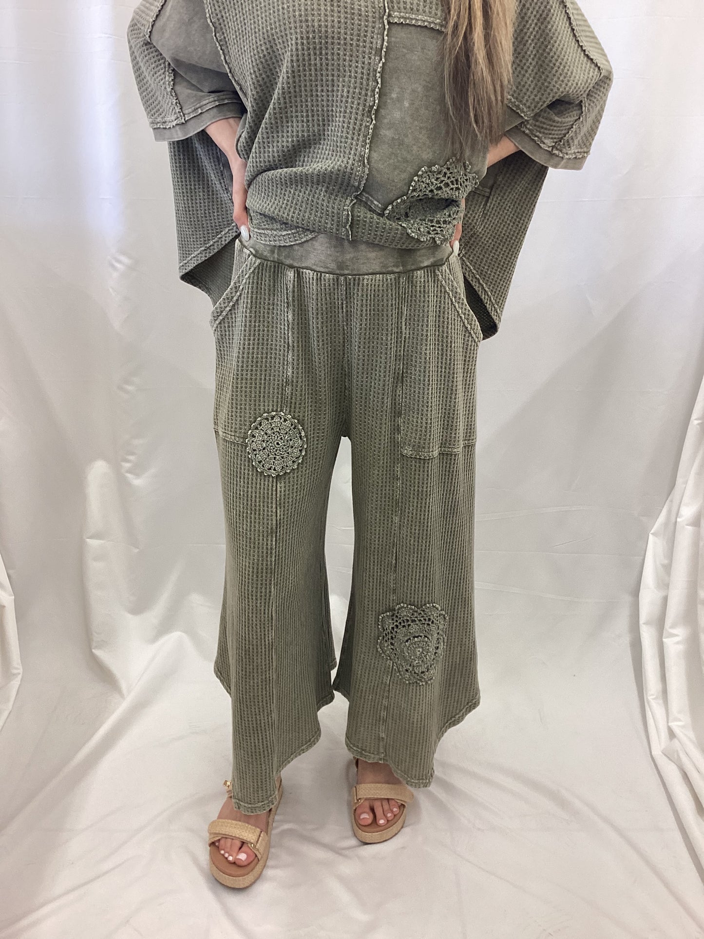 EB57003 Faded Olive Crochet Patch Pant