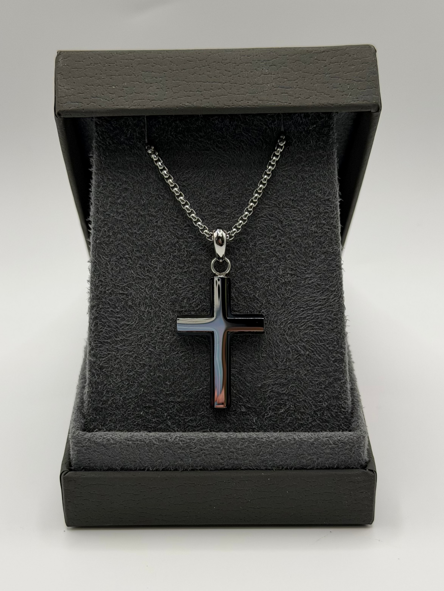 SRN3298-20 Chisel Stainless Steel Polished Black IP-Plated Cross 20" Necklace 0
