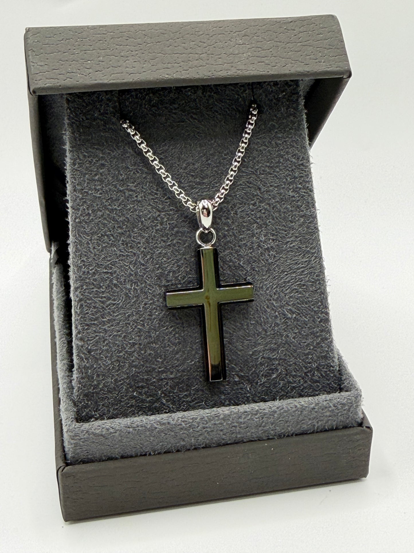 SRN3298-20 Chisel Stainless Steel Polished Black IP-Plated Cross 20" Necklace 0