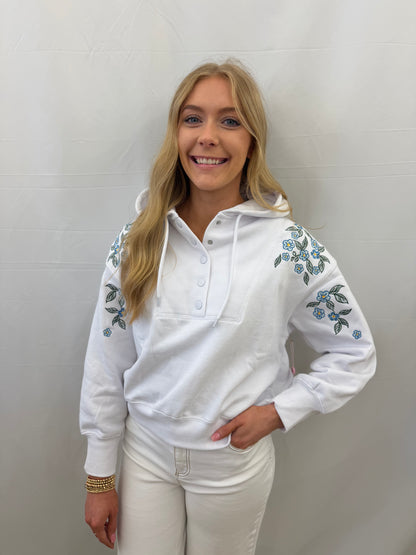 PP-0126-HD-SNAP-CRP-ROBFLR Simply Southern Snap Cropped Hoodie with Floral Embroidery