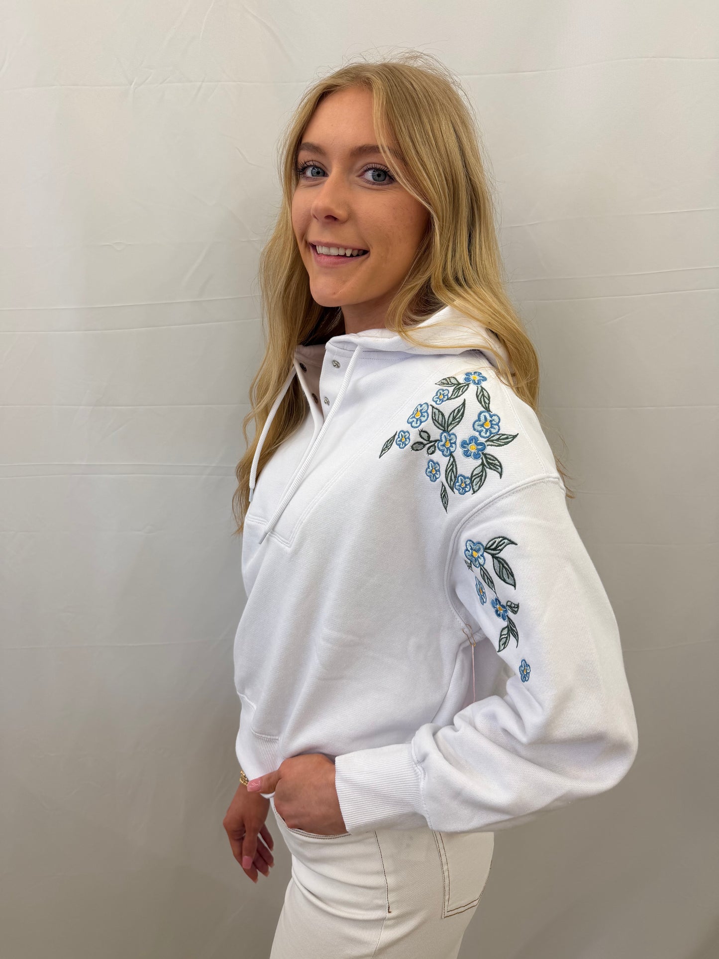 PP-0126-HD-SNAP-CRP-ROBFLR Simply Southern Snap Cropped Hoodie with Floral Embroidery