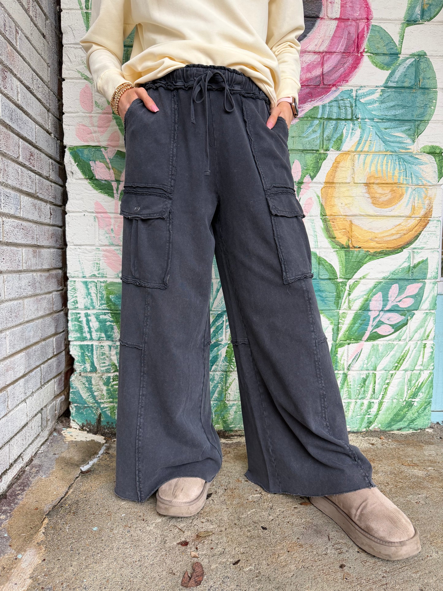 EB56987 Easel WASHED TERRY Ginny PANT BLACK
