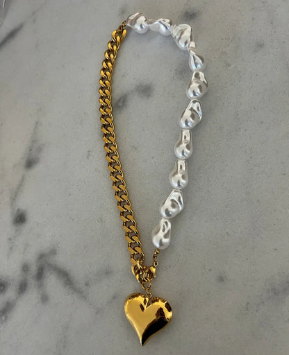 400002 Chansutt Pearls Charlotte Necklace 17in Water Resistant 18k Plated Stainless Steel