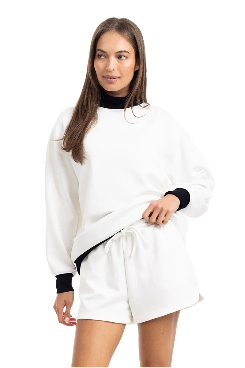 KDC-SET-450_WHT Katydid White & Black Duo Mockneck Sweatset 0