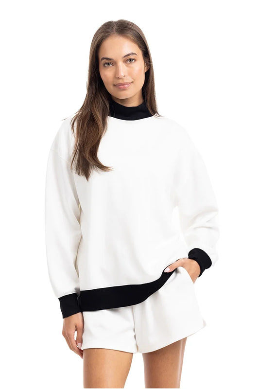 KDC-SET-450_WHT Katydid White & Black Duo Mockneck Sweatset 0