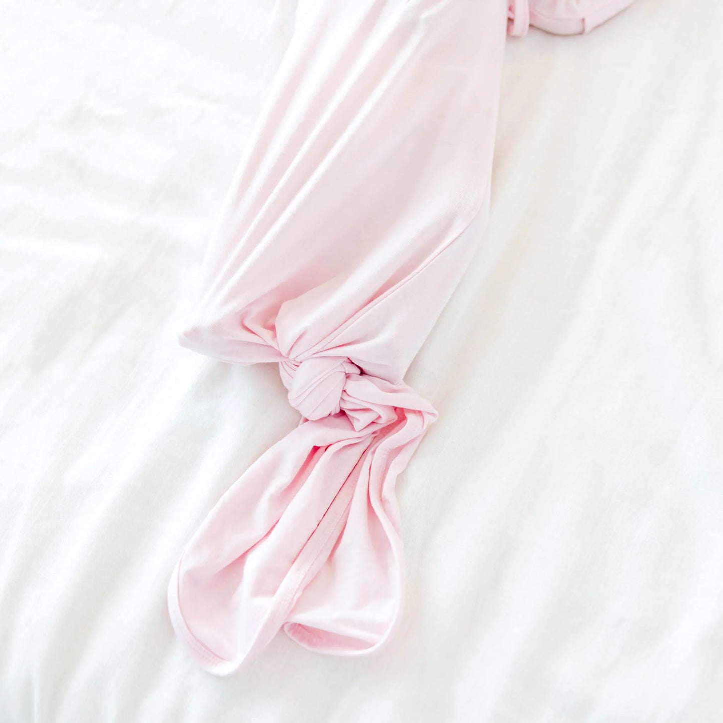 BS-TY3L-P1RX Copper Pearls Blossom Newborn Knotted Gown