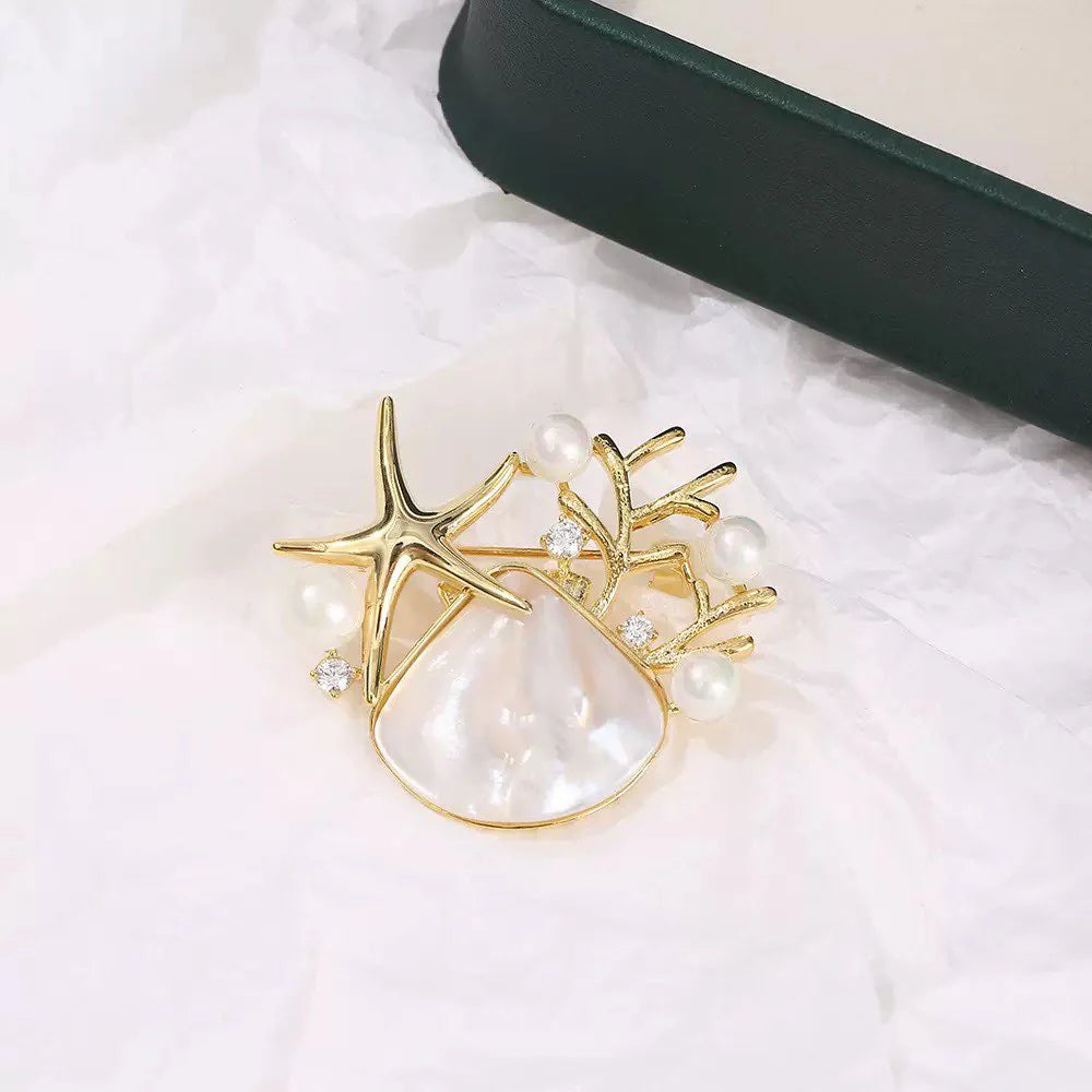PA5973 Gold Tone Starfish Shell Pin