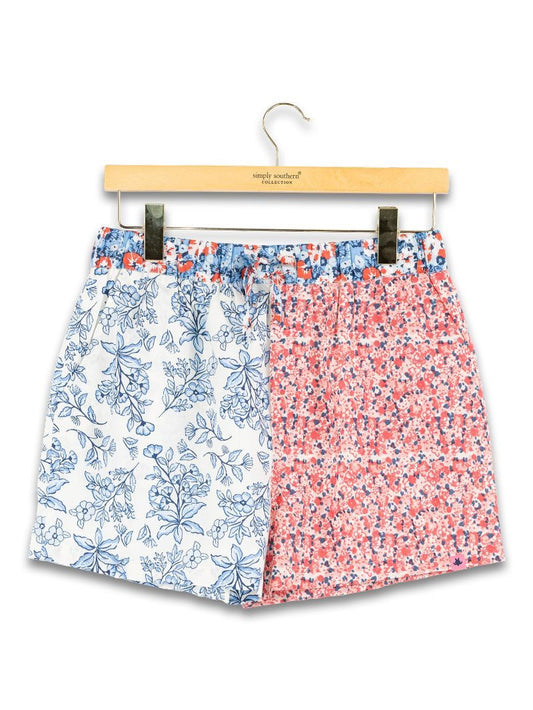 0126-SHRT-FLRL-AMR Simply Southern Americana Floral Shorts