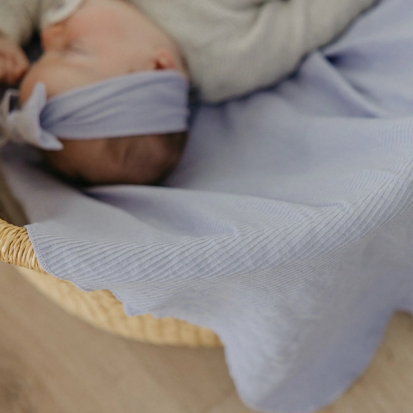 CP-SWAD-0083-NSZ Copper Pearl Periwinkle Knit Blanket