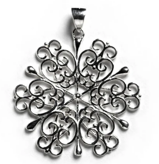 740 DER P906 Southern Gates Sterling Silver Holiday Snowflake Pendant 0